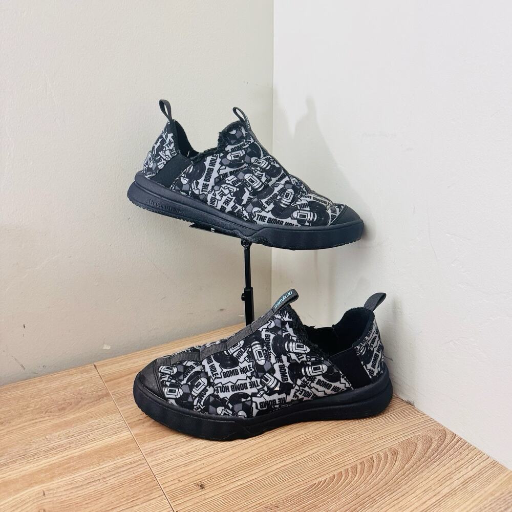 ThirtyTwo Men's The Lounger X Bomb Hole slip-on slippers Black Size 9.5
